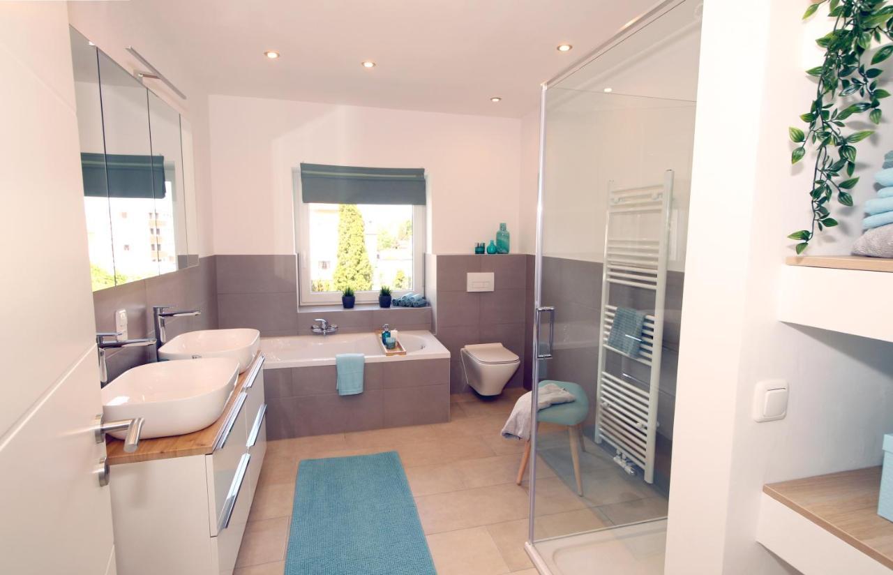 Ferienhaus Westermann, 4 Schlafzimmer, Waschmaschine, Trockner, Businesswohnung, Monteurzimmer 萨尔茨吉特 外观 照片